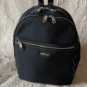 VTG Kipling Black/Silver Padded Laptop Backpack Multiple Pockets Excellent